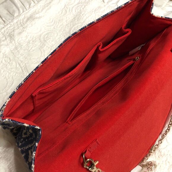 NWOT! JustFab Aaron Clutch Crossbody Purse Embellished Embroidered Design - Picture 8 of 10